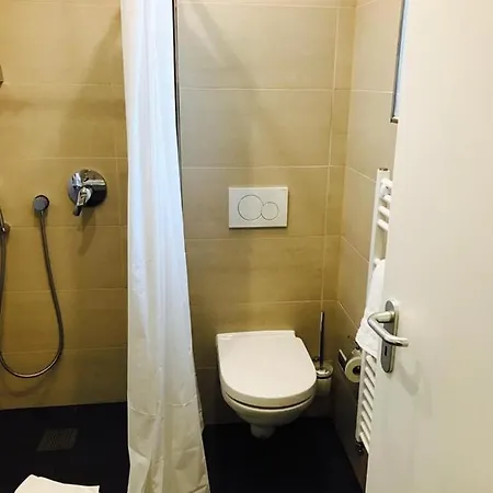 招待所 Hardhof 3*
