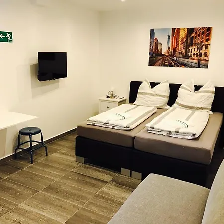 Hardhof 3*